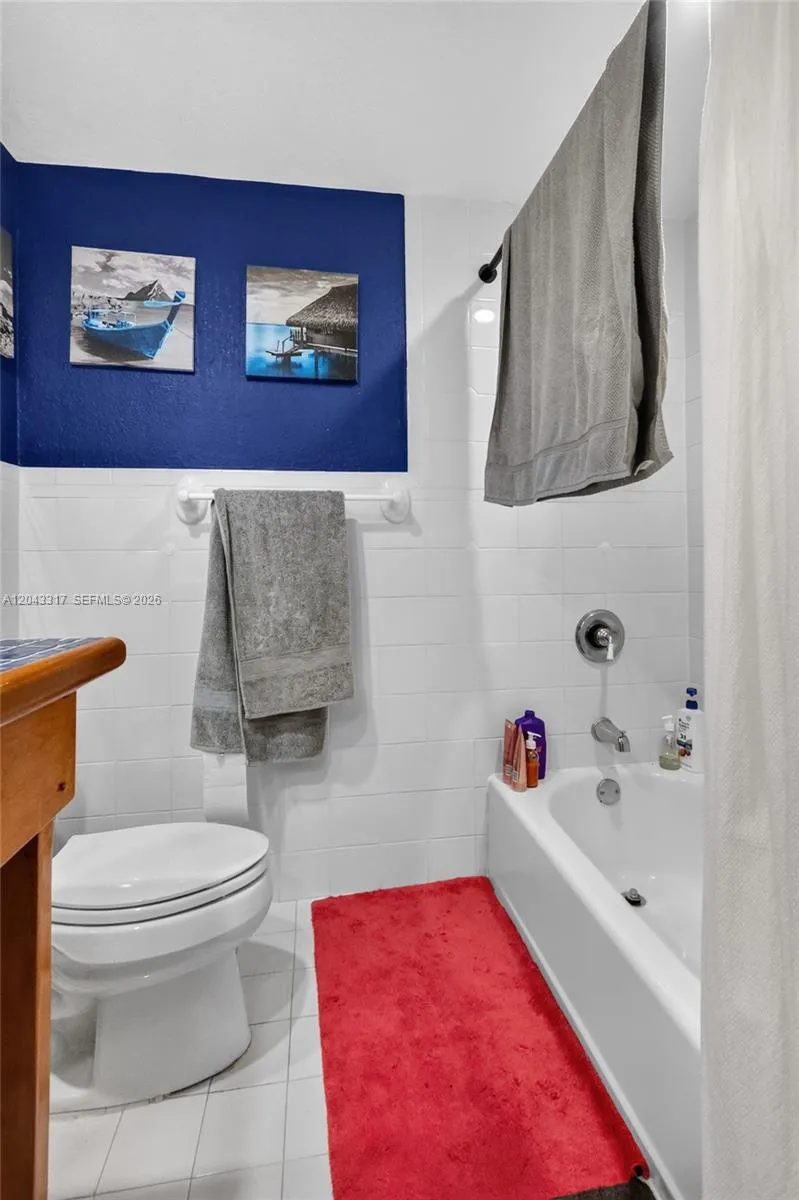 6705 Kendall Dr #312 Pinecrest, FL 33156