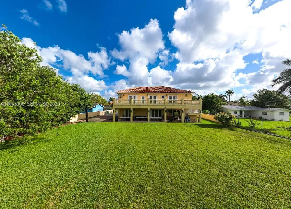 13370 SW 34th St Miami, FL 33175