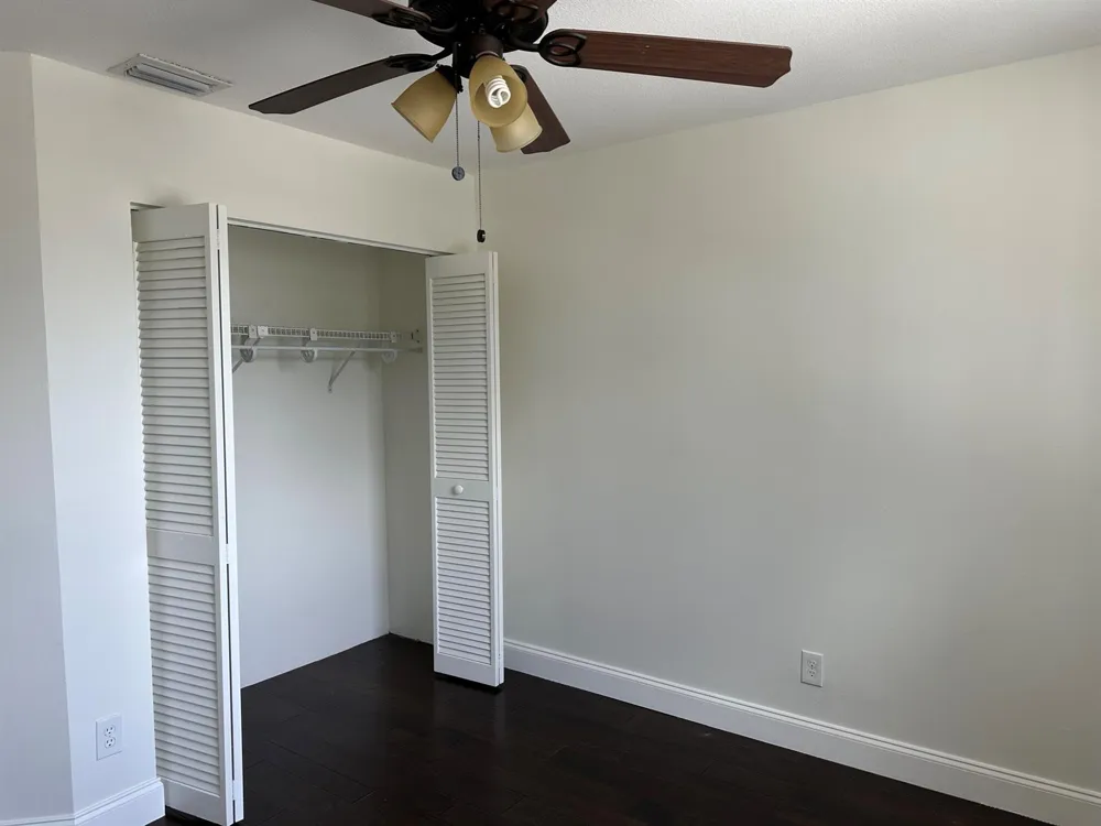 5220 NW 53rd Avenue Coconut Creek, FL 33073
