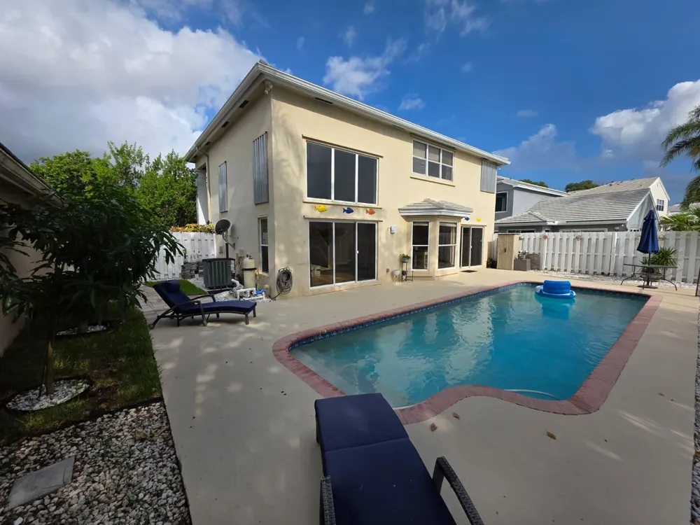 5220 NW 53rd Avenue Coconut Creek, FL 33073