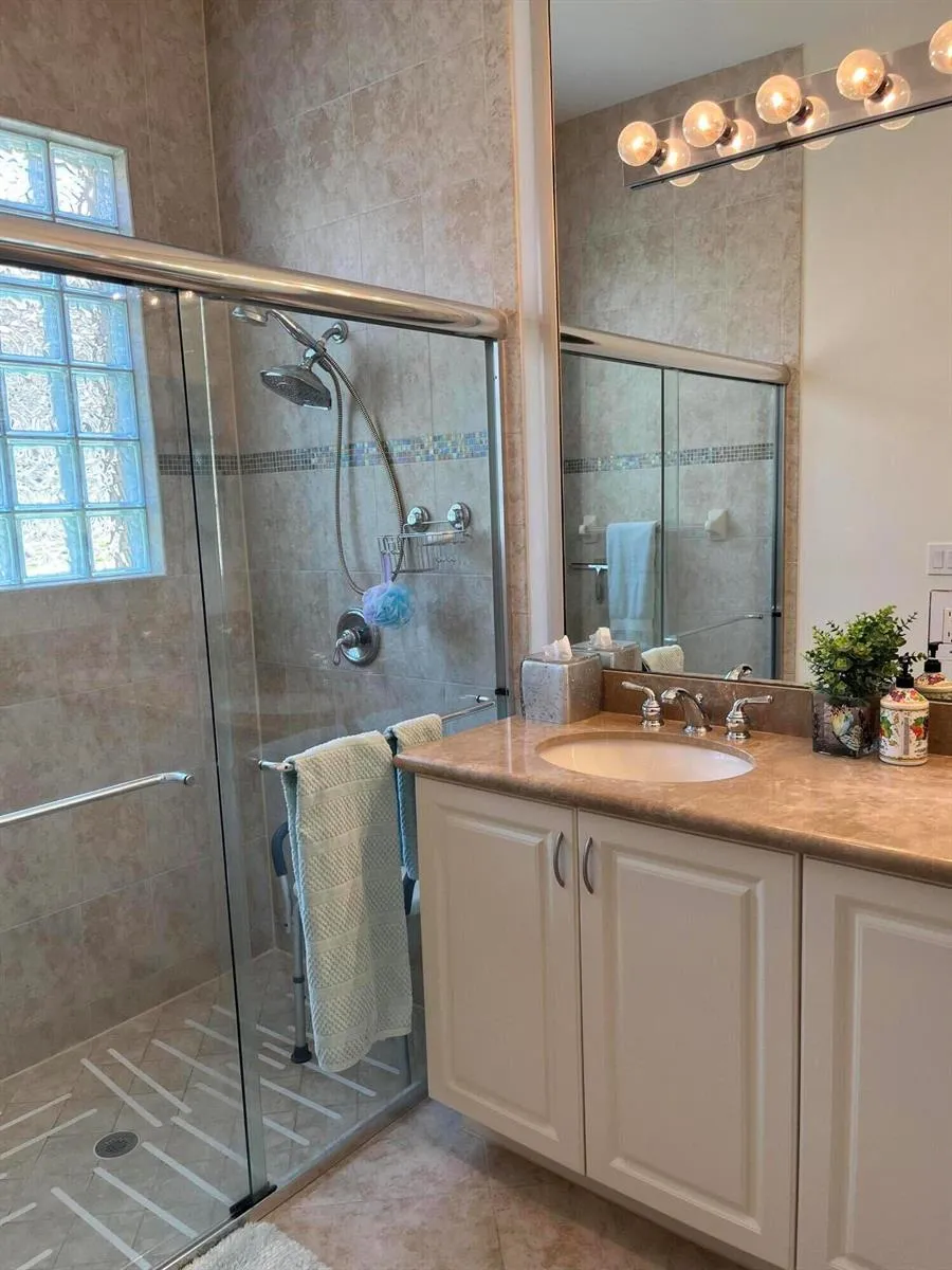 9385 Ivory Isle Road Boynton Beach, FL 33473
