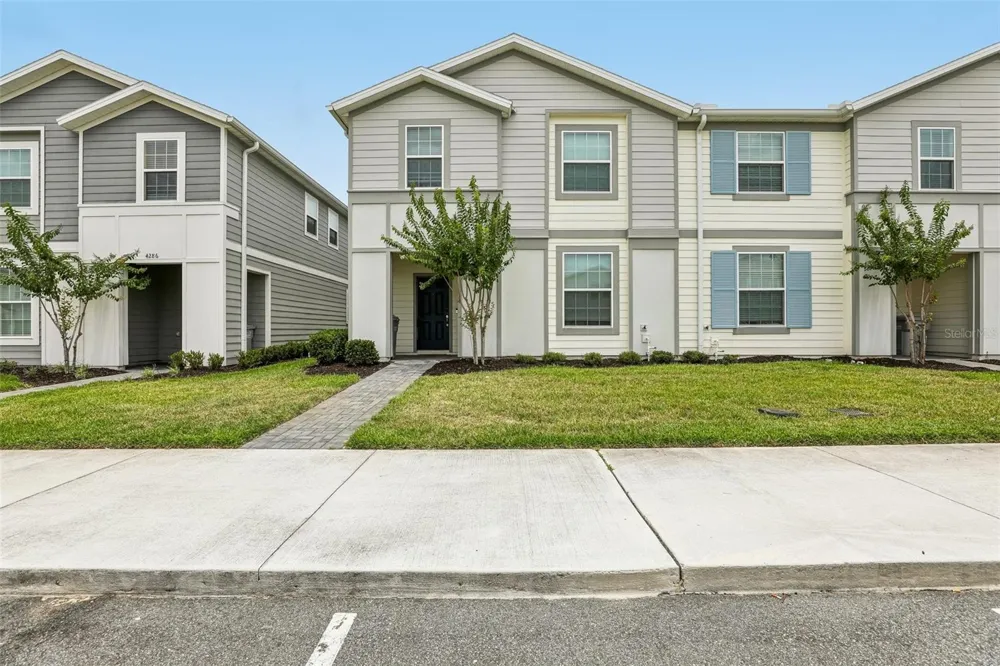 4290 LANA AVENUE Davenport, FL 33897