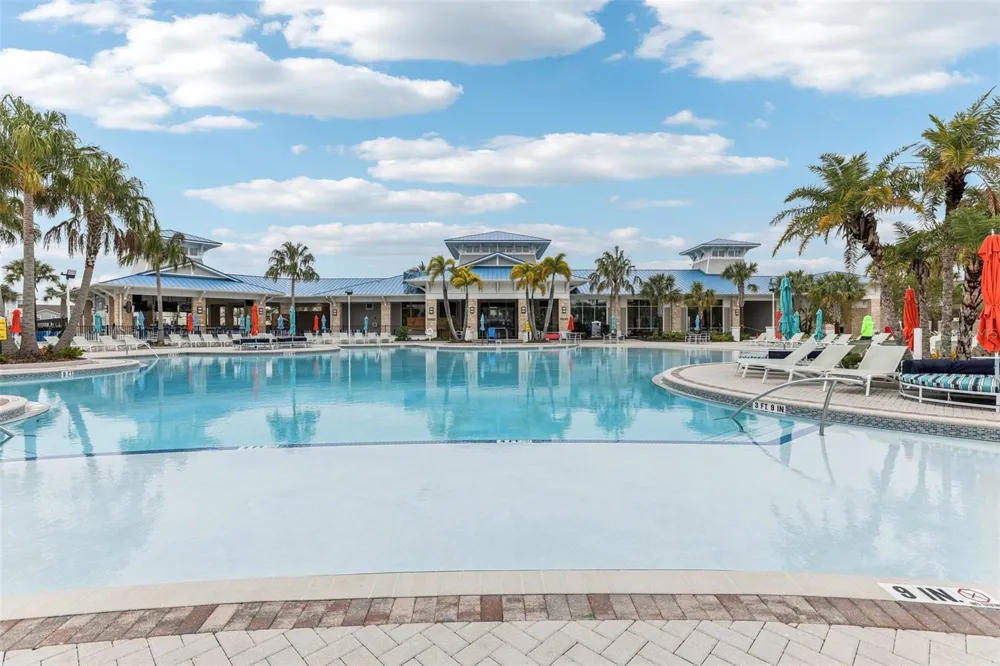 4290 LANA AVENUE Davenport, FL 33897