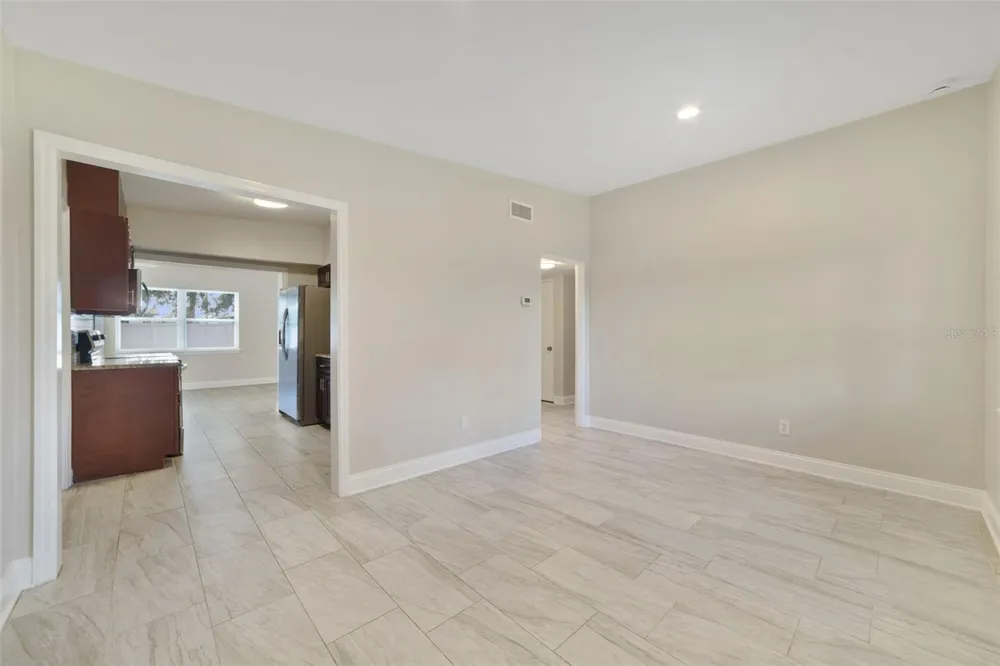 1117 NEUSE AVENUE Orlando, FL 32804