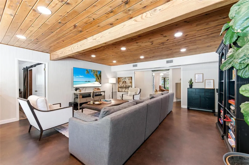 2515 49TH STREET Sarasota, FL 34234