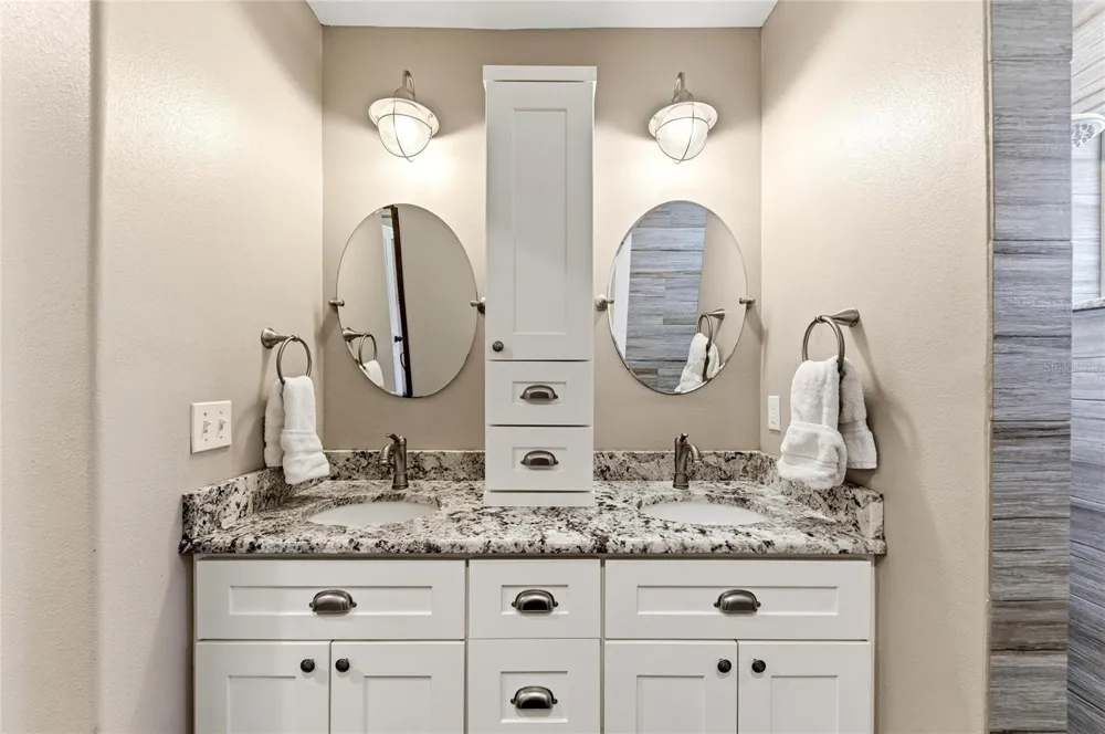2515 49TH STREET Sarasota, FL 34234