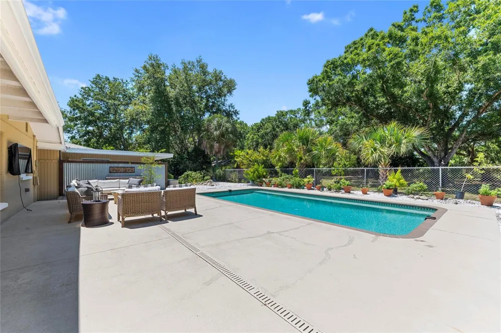 2515 49TH STREET Sarasota, FL 34234