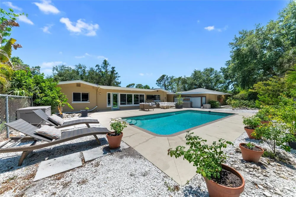 2515 49TH STREET Sarasota, FL 34234