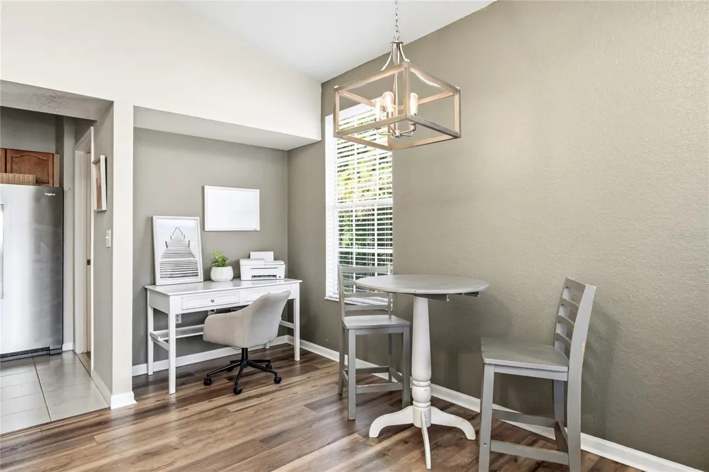 5125 PALM SPRINGS BOULEVARD #1204 Tampa, FL 33647