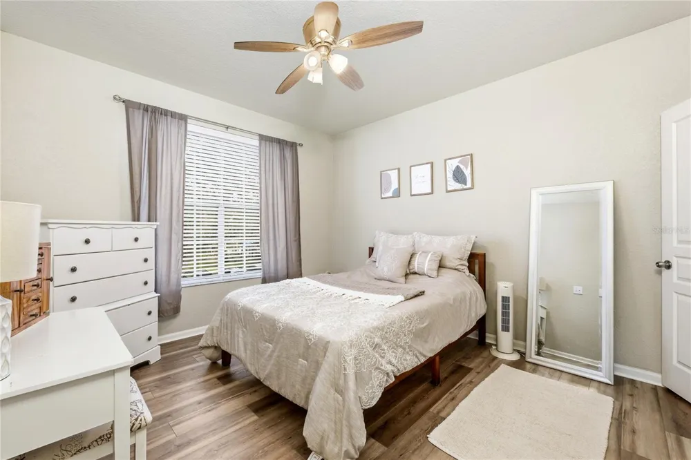 5125 PALM SPRINGS BOULEVARD #1204 Tampa, FL 33647
