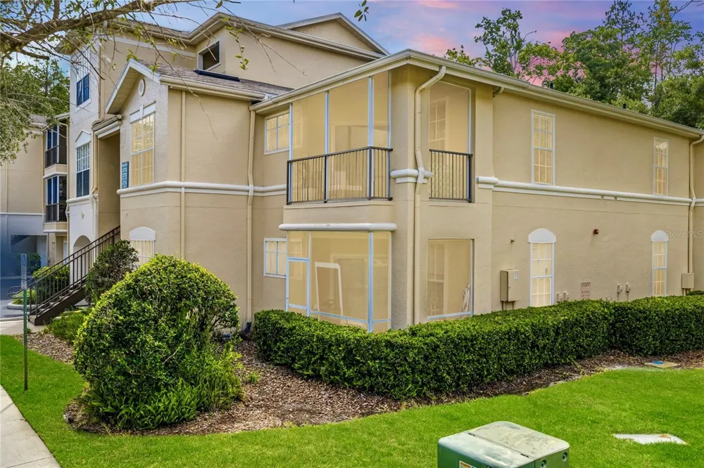 5125 PALM SPRINGS BOULEVARD #1204 Tampa, FL 33647