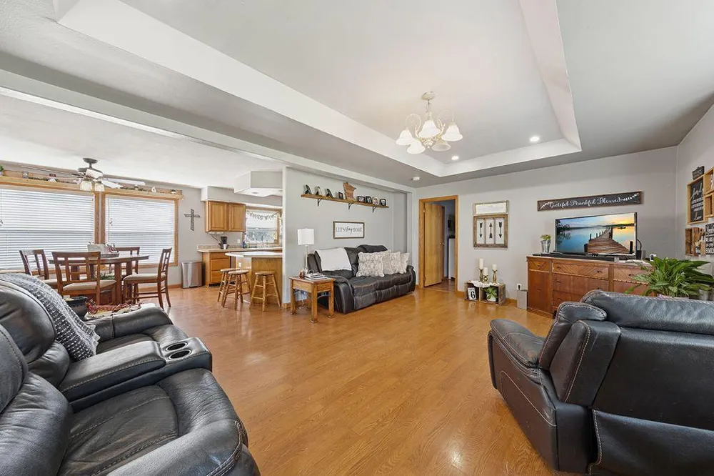 228 Plum Run Le Sueur, MN 56058