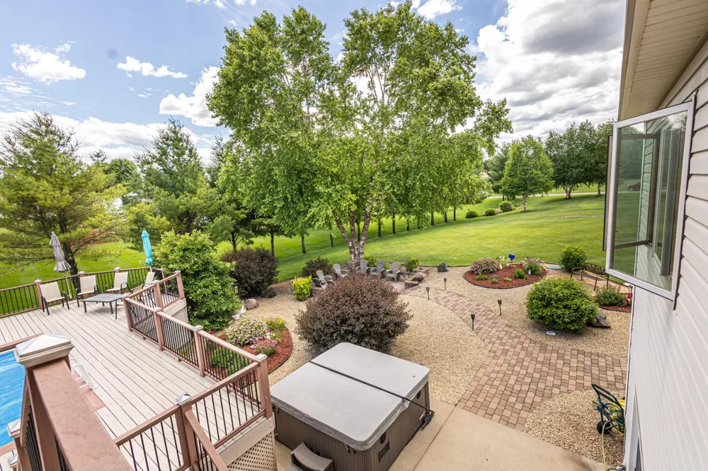 2448 160th Lane NE Ham Lake, MN 55304