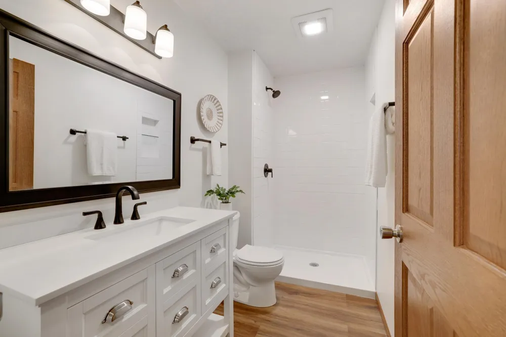 7337 116th Place Champlin, MN 55316