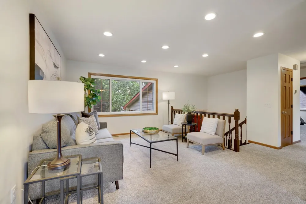 7337 116th Place Champlin, MN 55316