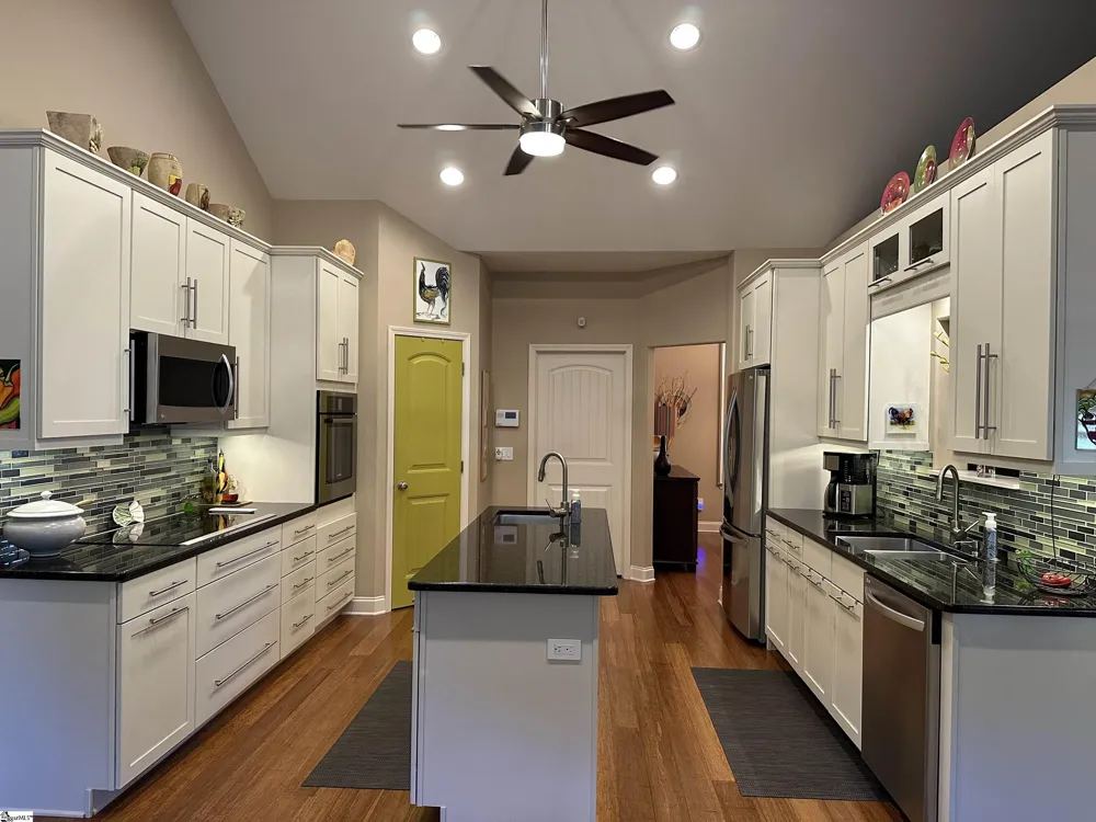 933 Benchmark Drive Wellford, SC 29385