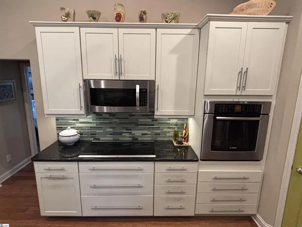 933 Benchmark Drive Wellford, SC 29385