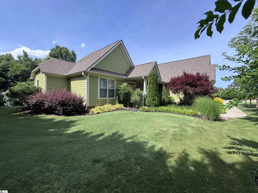 933 Benchmark Drive Wellford, SC 29385