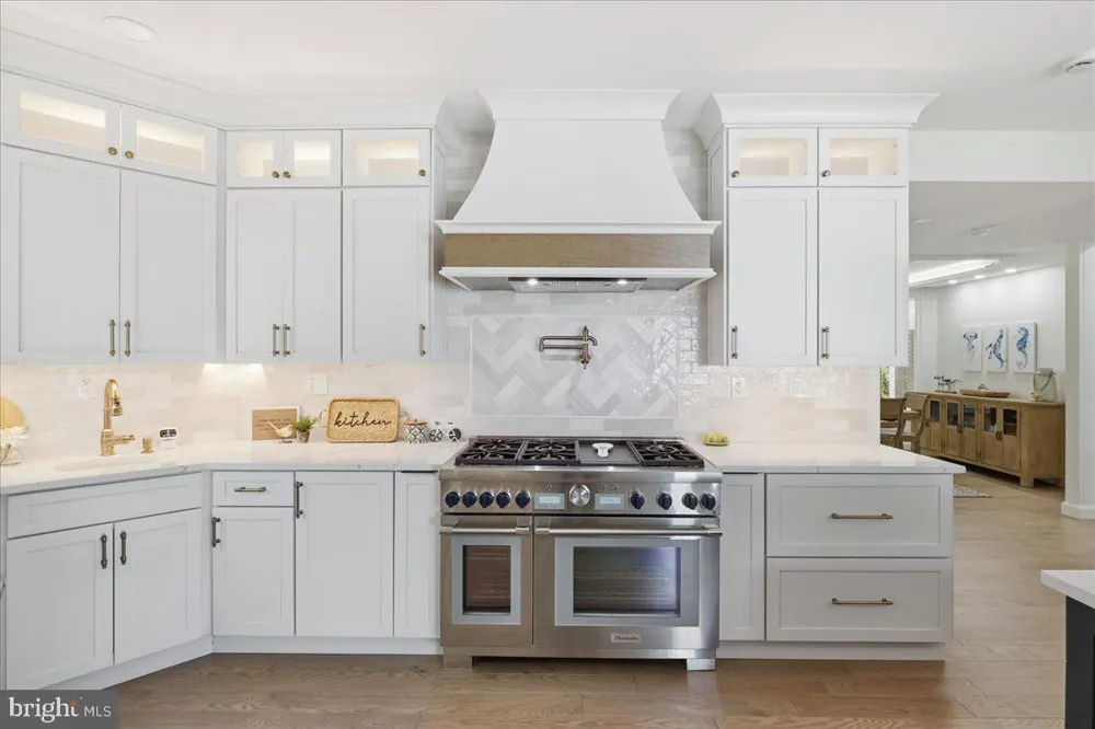 1242 INLYNNVIEW ROAD Virginia Beach, VA 23454