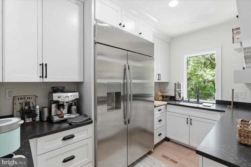 1242 INLYNNVIEW ROAD Virginia Beach, VA 23454