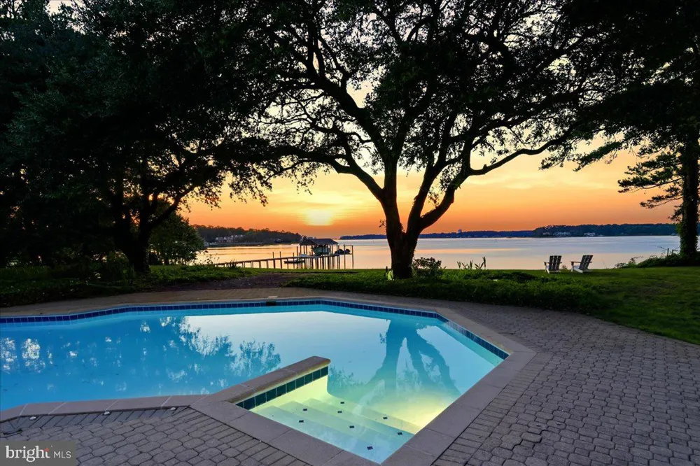 1242 INLYNNVIEW ROAD Virginia Beach, VA 23454