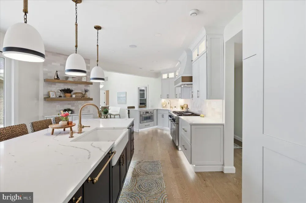 1242 INLYNNVIEW ROAD Virginia Beach, VA 23454