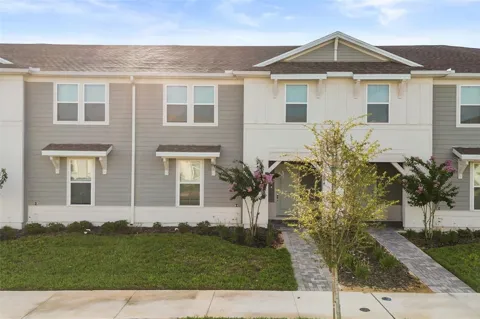 1284 BLUE ISLAND DRIVE