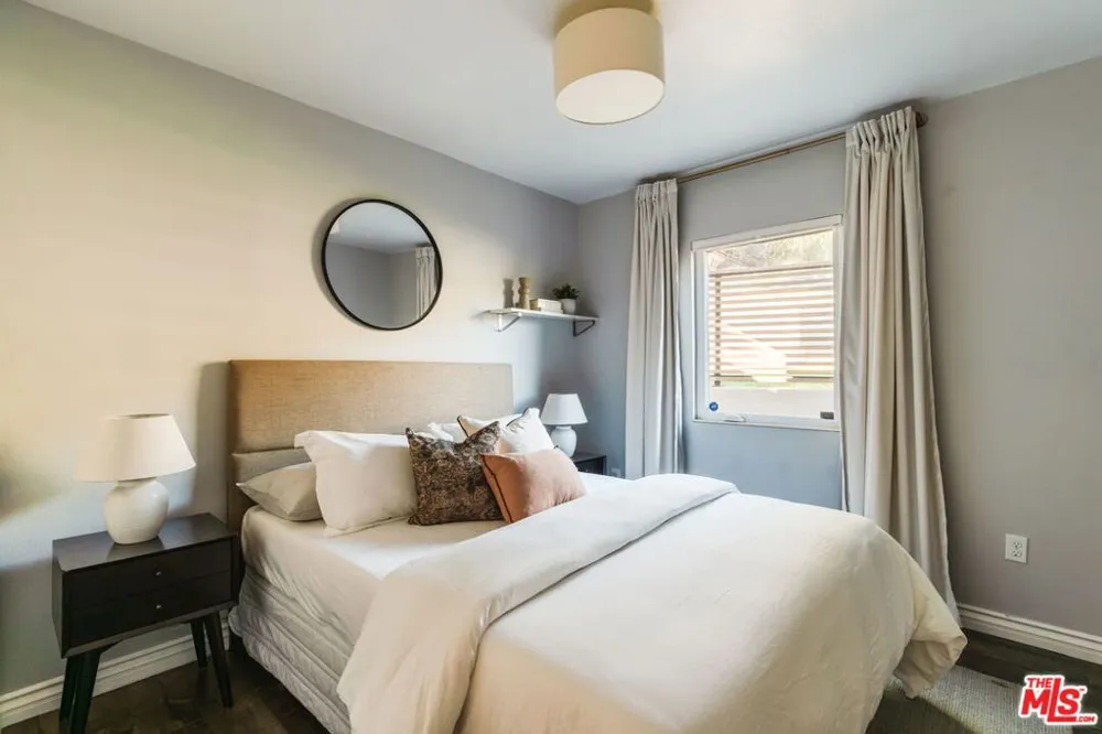 3608 Roseview Avenue Los Angeles, CA 90065