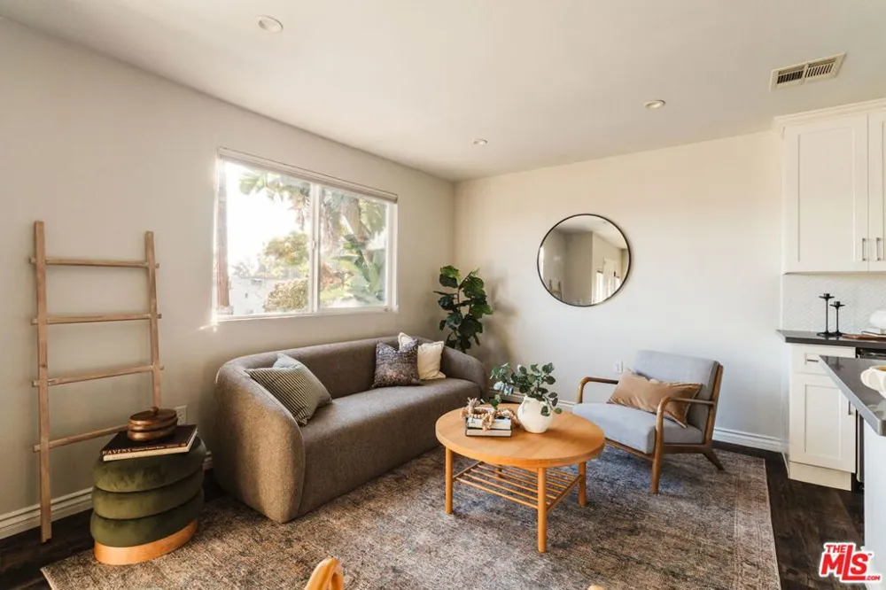 3608 Roseview Avenue Los Angeles, CA 90065