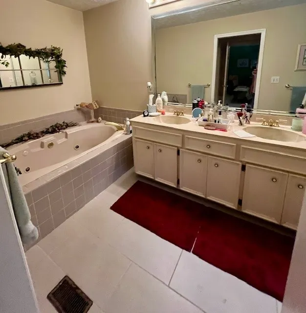2369 Hoody Hudson Road Cataula, GA 31804