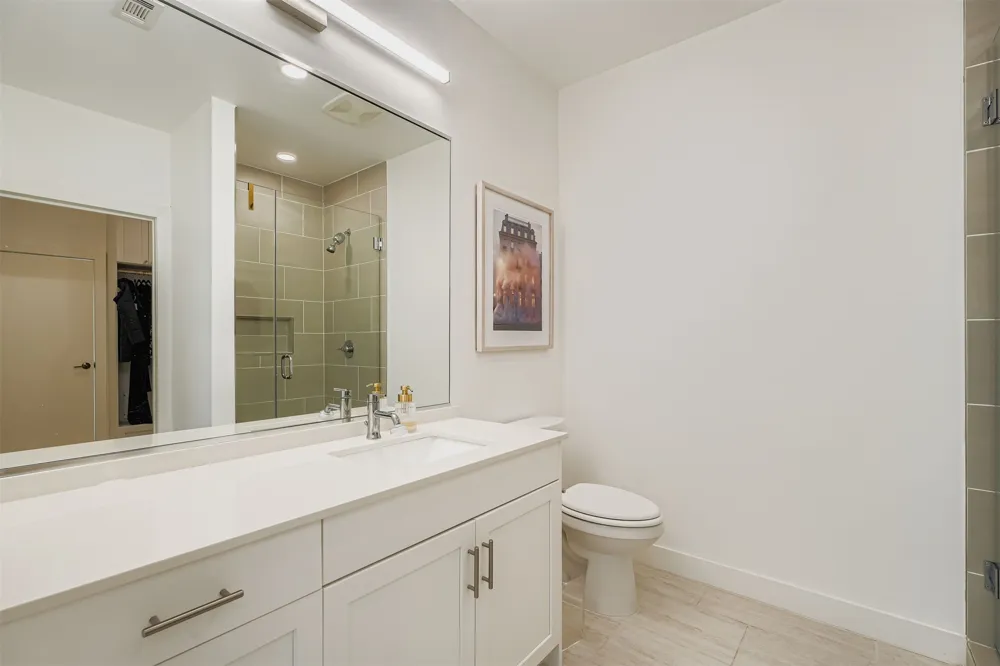 1600 S 1st Street #201 Austin, TX 78704