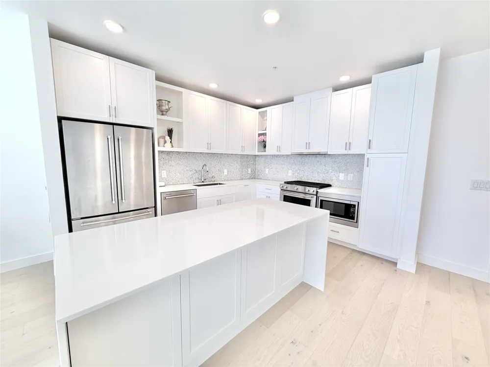 1600 S 1st Street #201 Austin, TX 78704