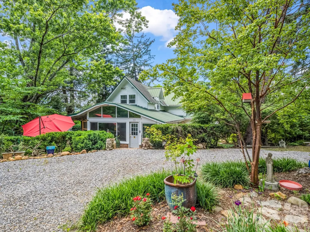 23 Sunset Drive Black Mountain, NC 28711