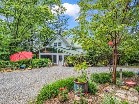 23 Sunset Drive