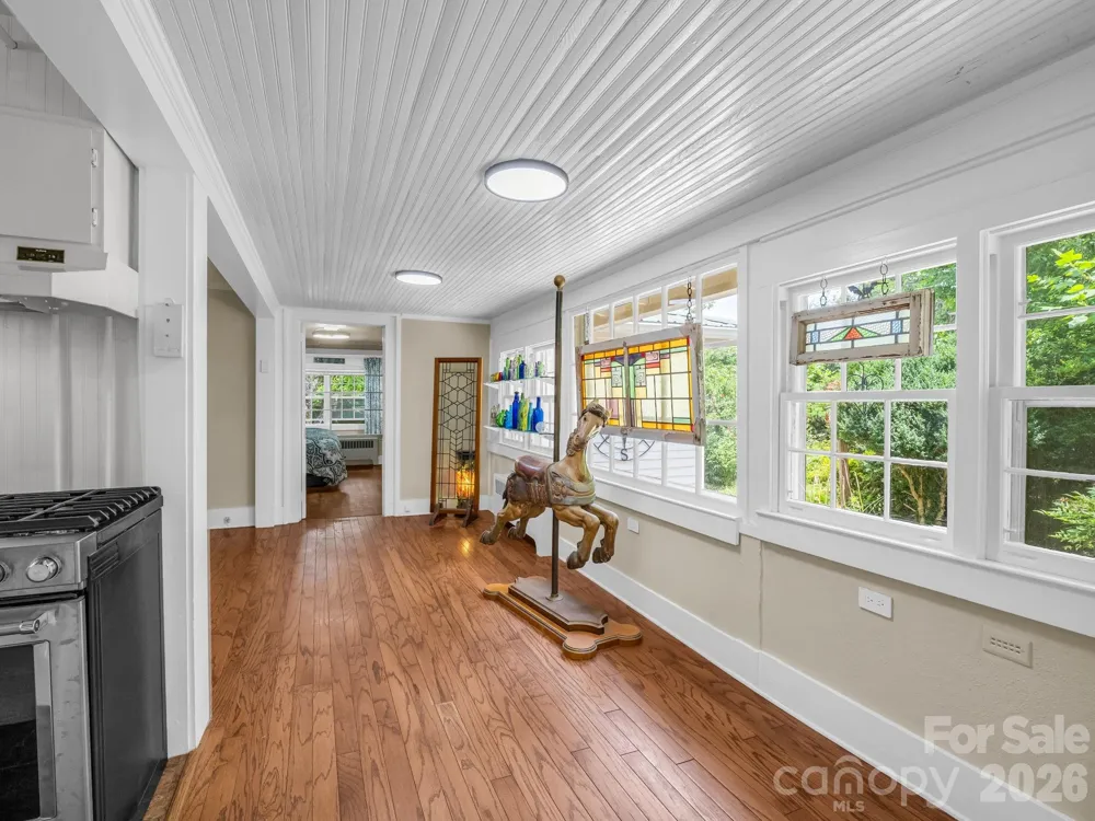 23 Sunset Drive Black Mountain, NC 28711