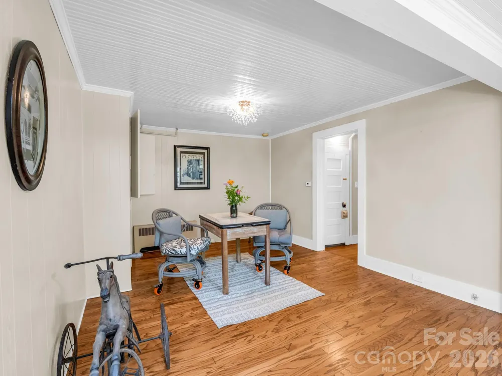 23 Sunset Drive Black Mountain, NC 28711