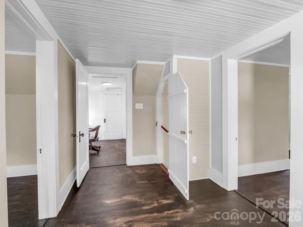 23 Sunset Drive Black Mountain, NC 28711