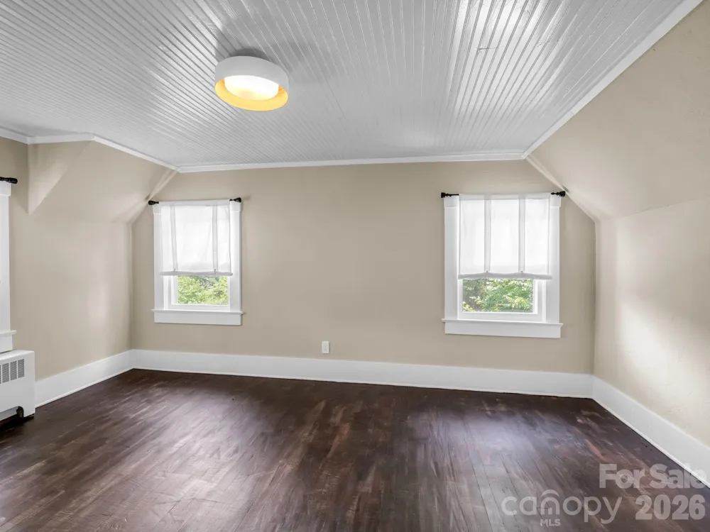 23 Sunset Drive Black Mountain, NC 28711