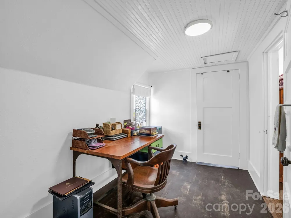 23 Sunset Drive Black Mountain, NC 28711