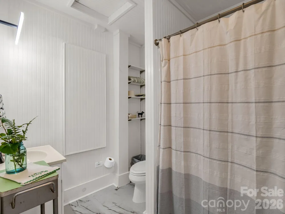 23 Sunset Drive Black Mountain, NC 28711
