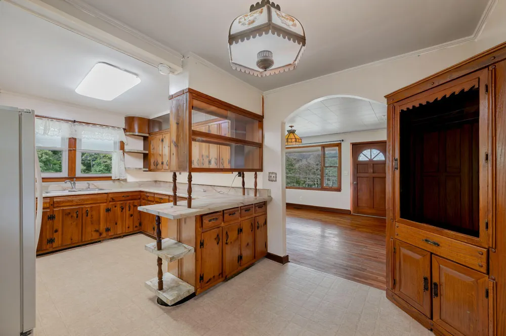 794 Halls Valley Road Trion, GA 30753