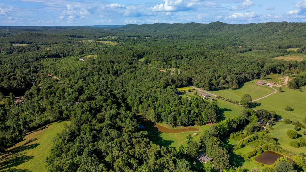 794 Halls Valley Road Trion, GA 30753