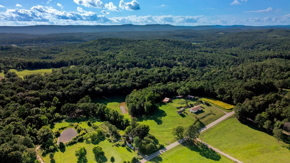 794 Halls Valley Road Trion, GA 30753