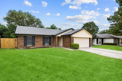 6403 Minuteman Lane