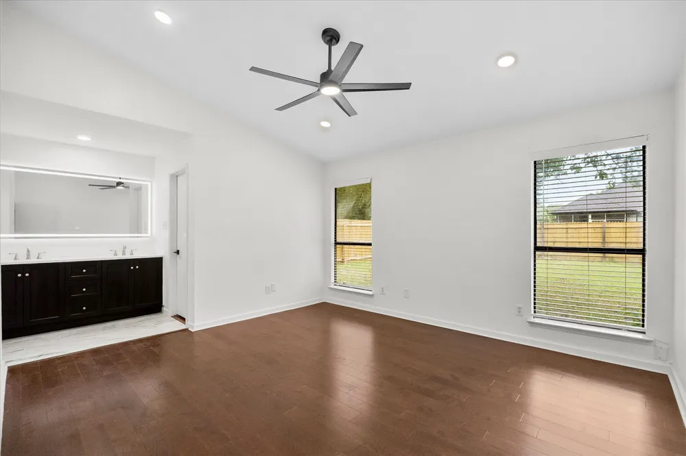 6403 Minuteman Lane Arlington, TX 76002