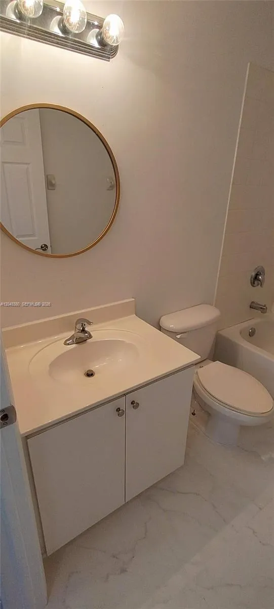 22911 SW 88th Pl #7-21 Cutler Bay, FL 33190