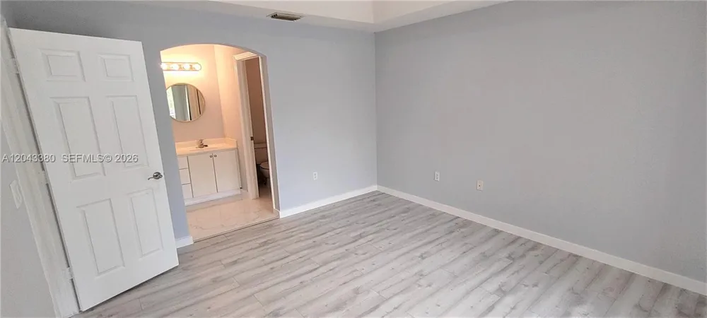 22911 SW 88th Pl #7-21 Cutler Bay, FL 33190