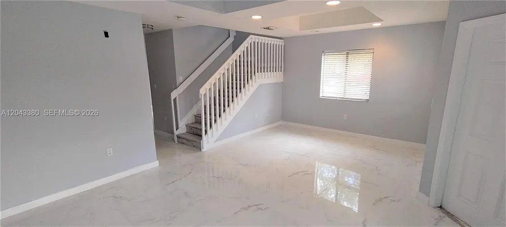 22911 SW 88th Pl #7-21 Cutler Bay, FL 33190