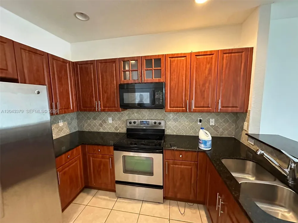 3595 NW 13th St #3595 Lauderhill, FL 33311