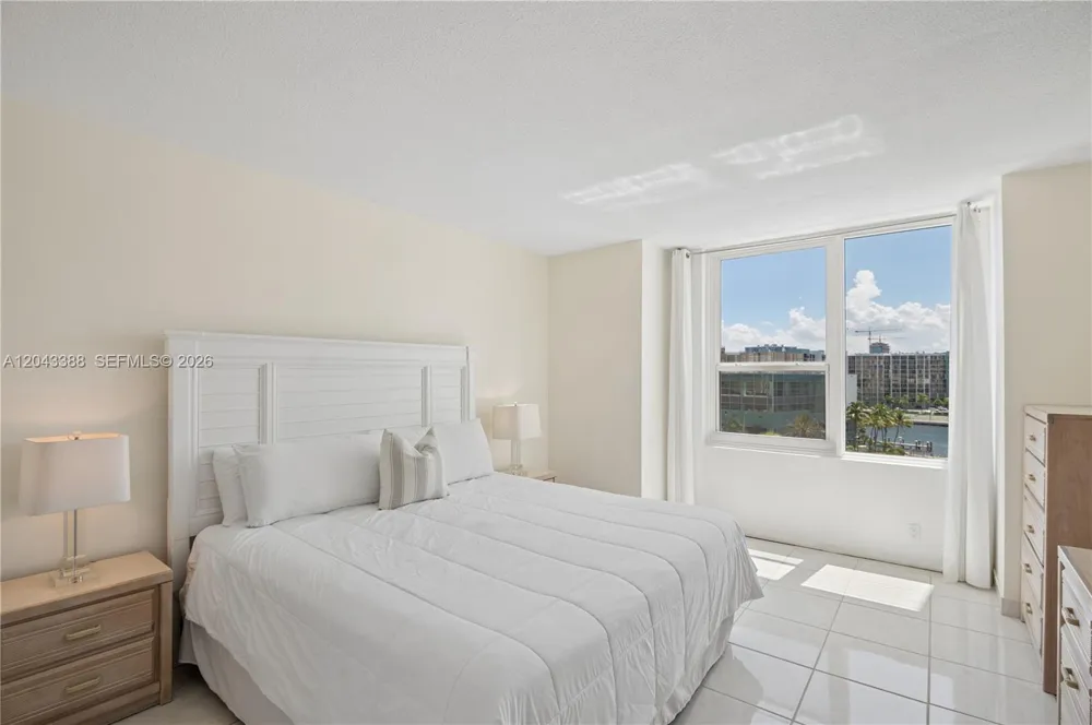 3505 S OCEAN DR #604 Hollywood, FL 33019